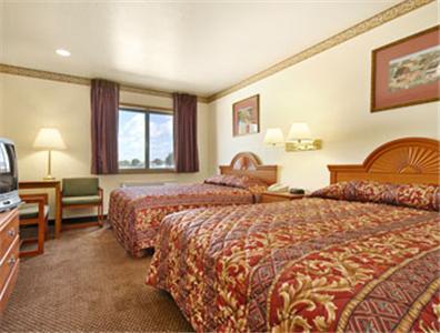 Super 8 By Wyndham Shipshewana Hotel Quarto foto